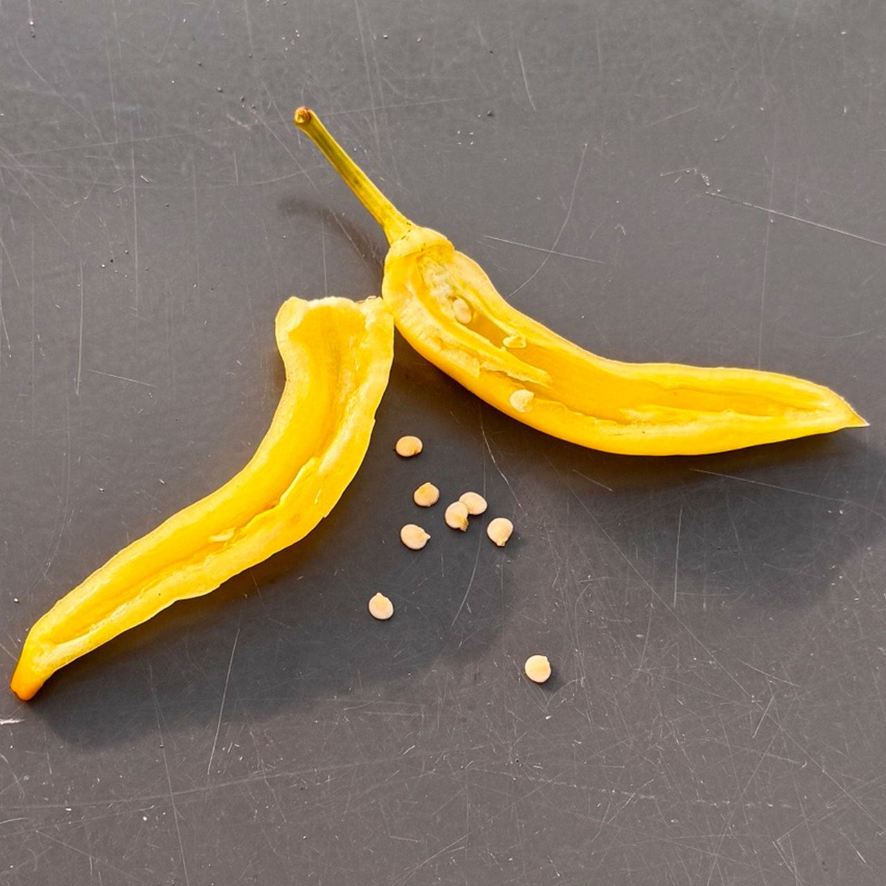 Sweet Banana Pepper Seeds