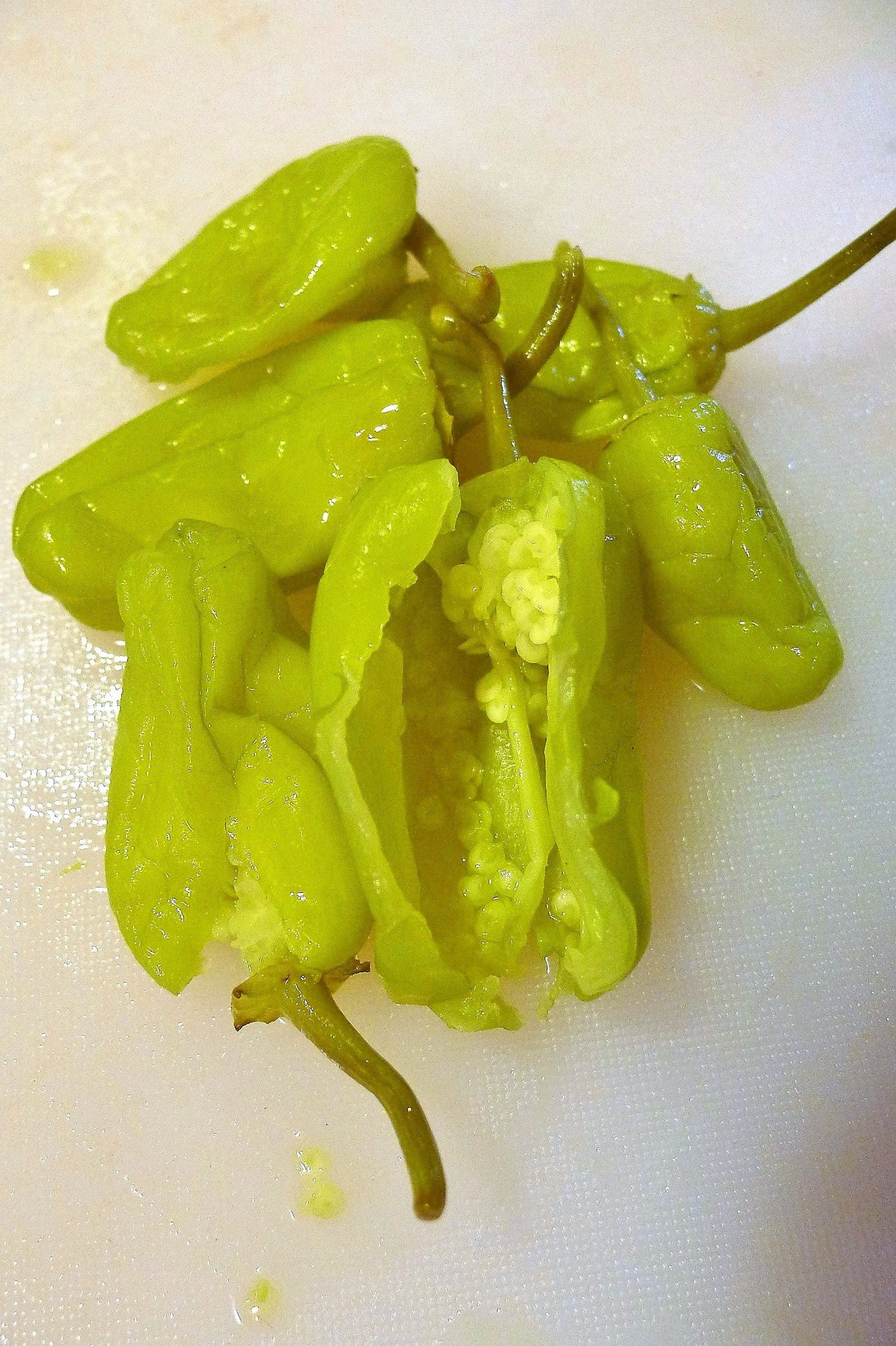 50 GREEK GOLDEN PEPPER Pepperoncini Gold Yellow Capsicum Annuum Vegetable Seeds