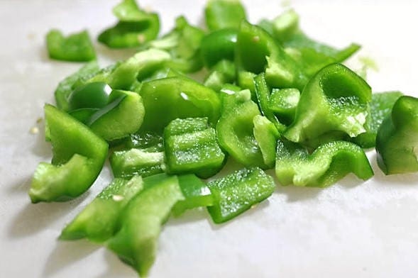 200 BIG GREEN Bell PEPPER Sweet Capsicum Annuum Vegetable Seeds