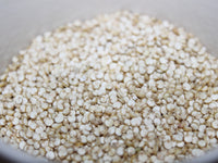 100 Organic PEPPERMINT QUINOA Grain Chenopodium Quinoa White & Green Heads - White Seeds