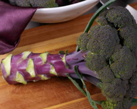 Purple Magic Hybrid Broccoli Seeds