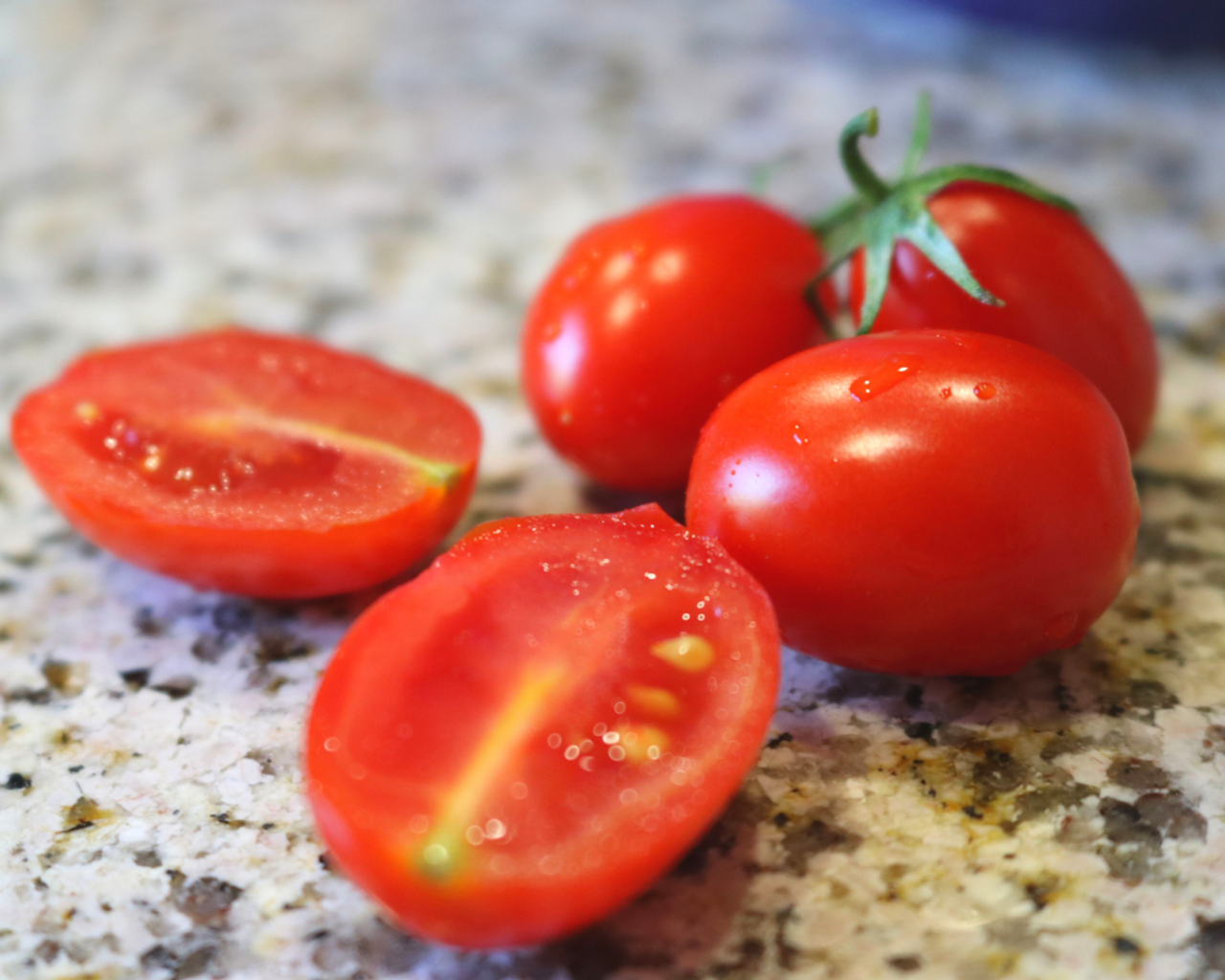 Cupid Hybrid Tomato Seeds